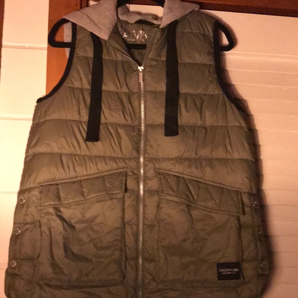 Calvin Klein army green puffer vest with hood. Size L
